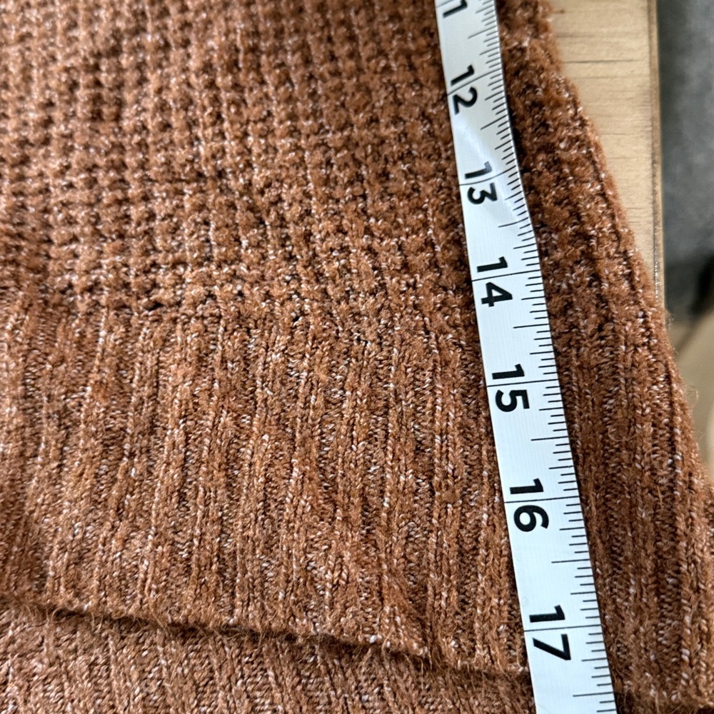 American eagle soft light weight sweater - Picture 6 of 8